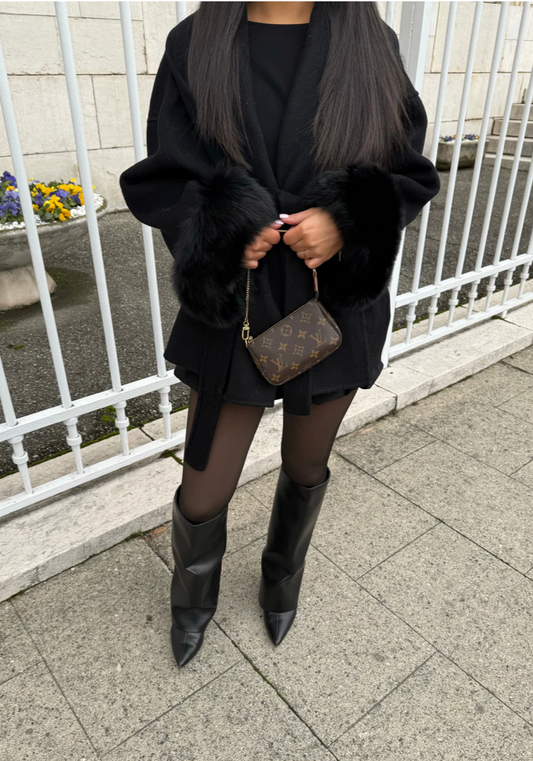 MANTEAU EN LAINE AVEC FOURRURE