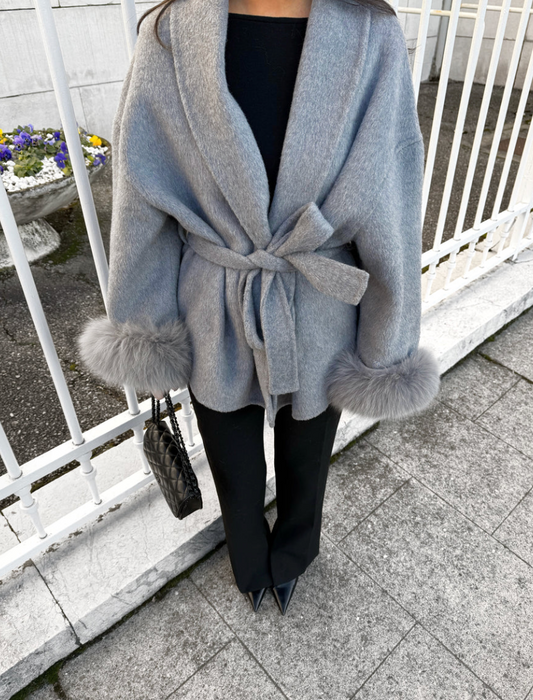 MANTEAU EN LAINE AVEC FOURRURE – GRIS